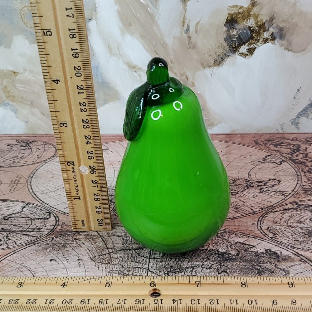 Green Glass Pear Figurine Fruit Bowl Filler Glass Sculpture - Picture 2 of 10